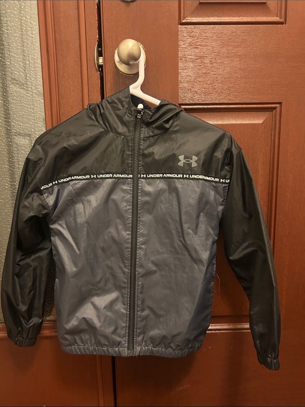 Under Armour Windbreaker